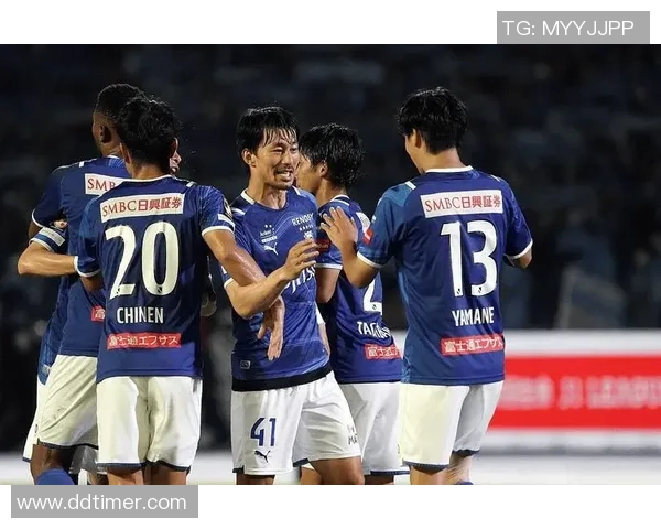 东京与名古屋鲸鱼比赛精彩瞬间回顾及详细事件分析 东京与名古屋鲸鱼比赛精彩瞬间回顾及详细事件分析