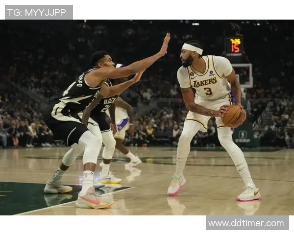 3月2日NBA湖人与雄鹿精彩对决全场录像回放及赛后精彩点评分析 3月2日NBA湖人与雄鹿精彩对决全场录像回放及赛后精彩点评分析